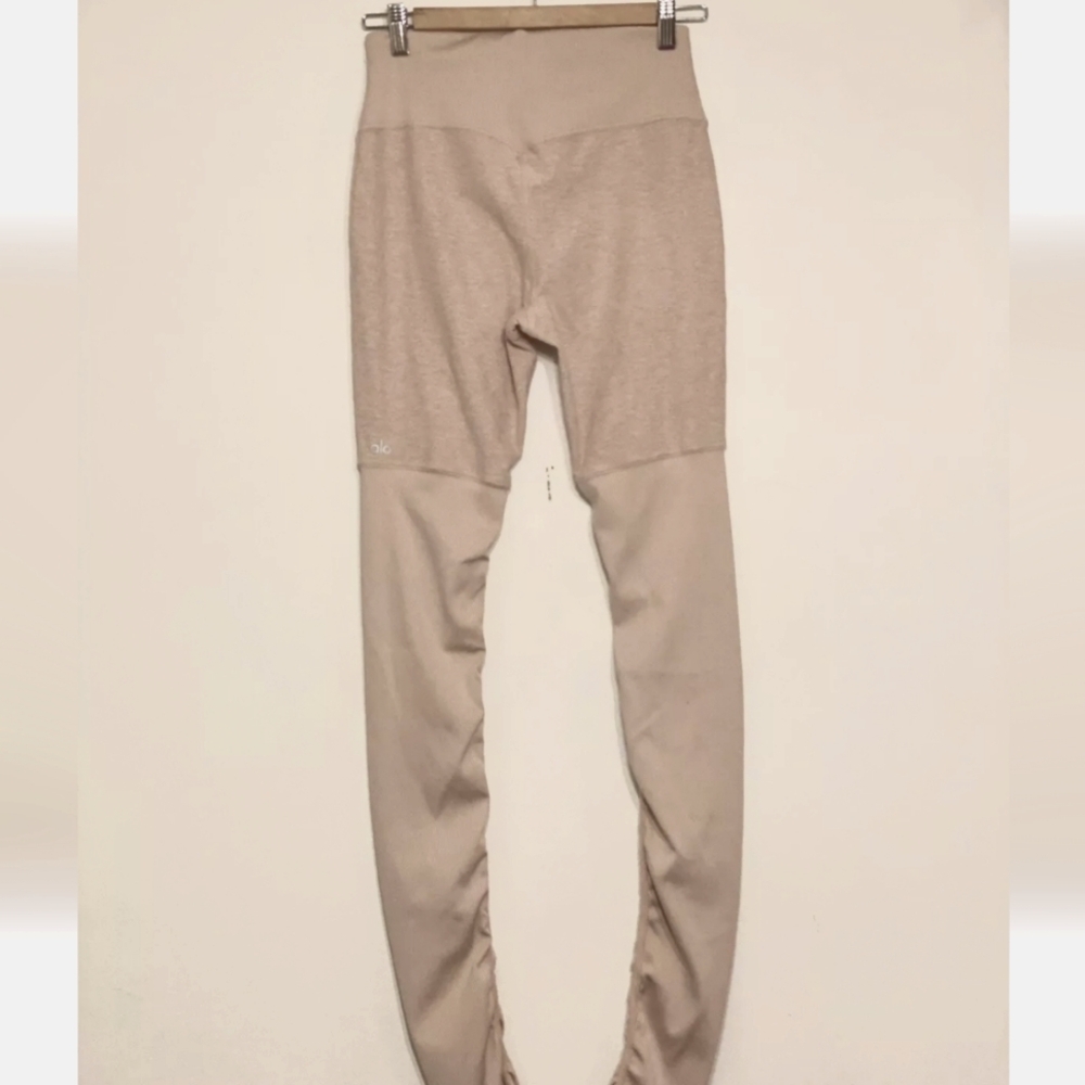 Alo legging size medium like new never worn